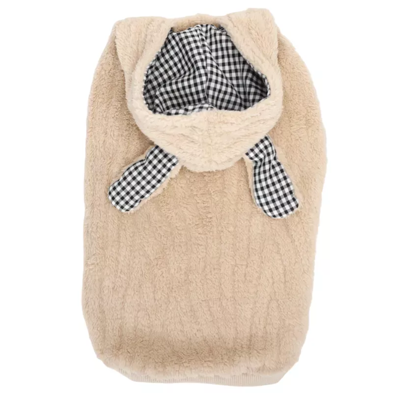 Bež flis kaputić sa kapuljačom i ušima, topao prsluk za male pse i mačke na beloj pozadini.