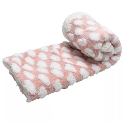 Plišano ćebe, idealno za zimske dane i spavanje