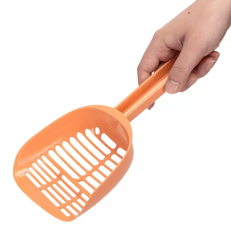 Narandžasta lopatica za pesak, izdržljiva i laka za upotrebu