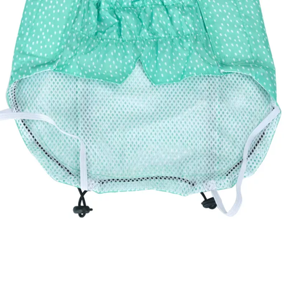 Vodootporna kabanica za pse, prikaz kapuljače i zatvaranja oko stomaka