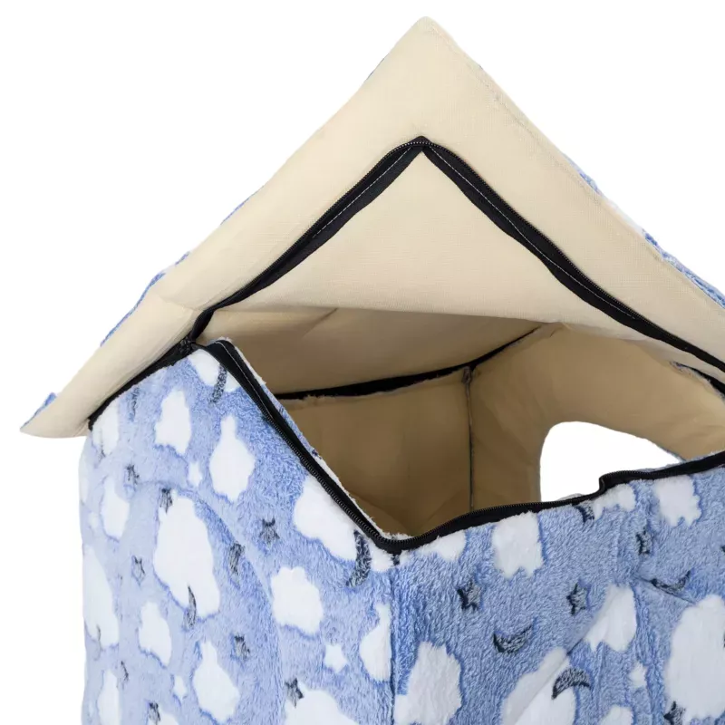 Plišana kućica sa dezenom oblaka, udoban i siguran prostor